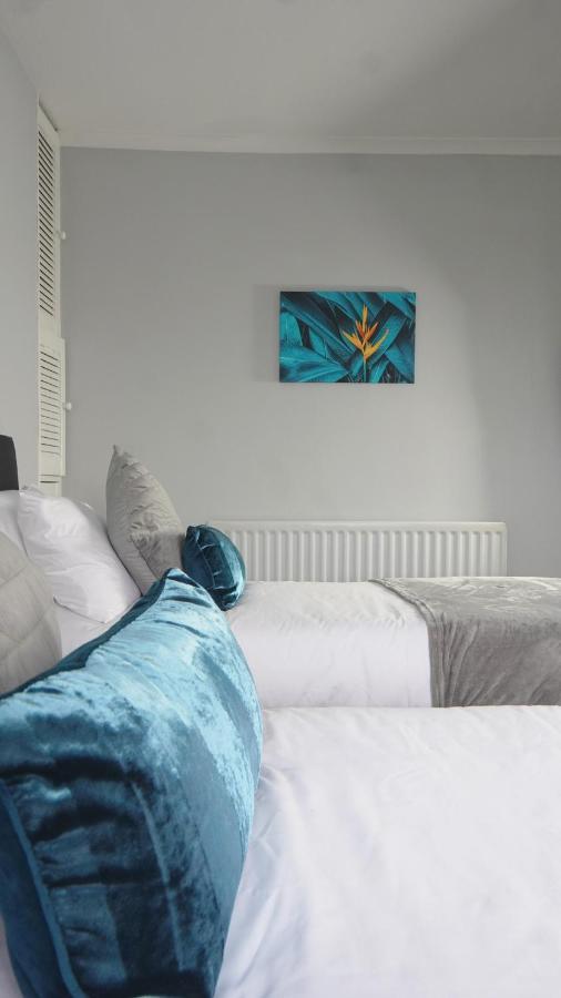 Portobello House - Four Bedroom House Perfect For Contractors - Sleeps 6 - Free Parking 울버햄프턴 외부 사진