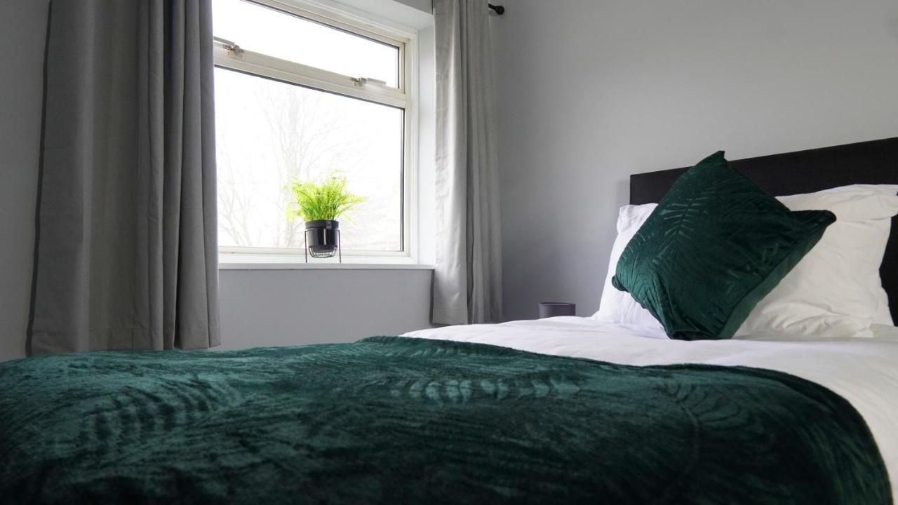 Portobello House - Four Bedroom House Perfect For Contractors - Sleeps 6 - Free Parking 울버햄프턴 외부 사진